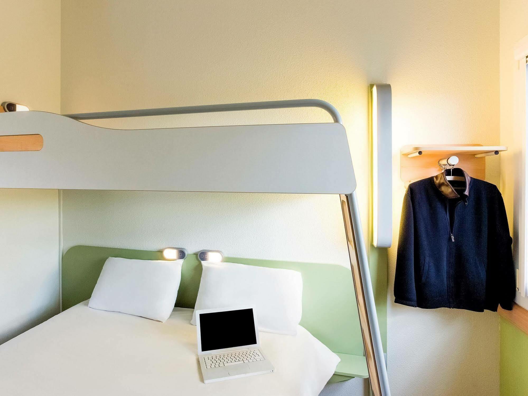 Ibis Budget Fontainebleau Авон Экстерьер фото
