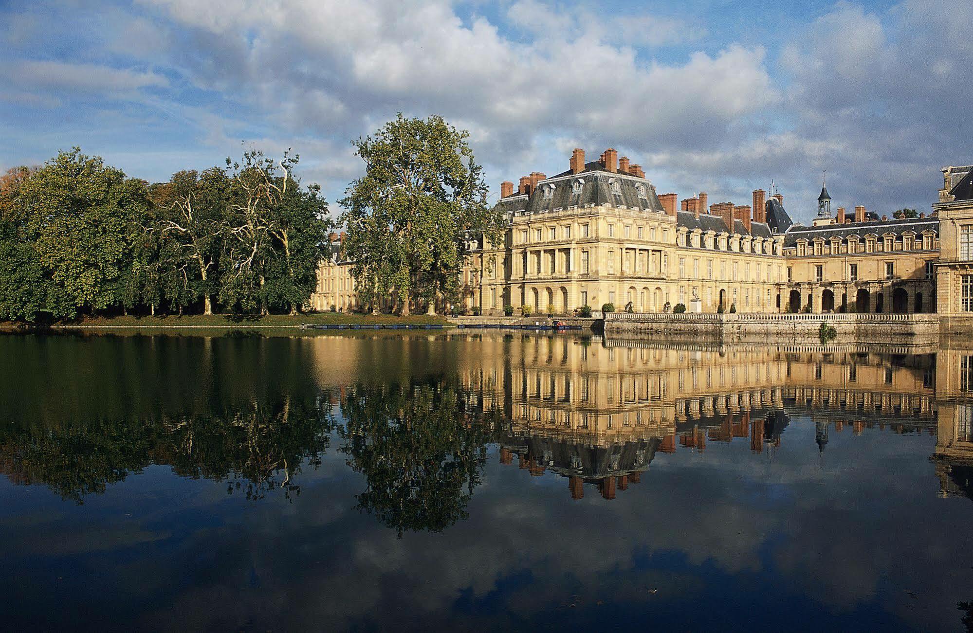 Ibis Budget Fontainebleau Авон Экстерьер фото